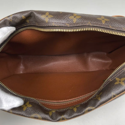 Louis Vuitton Nile Crossbody Shoulder Bag Monogram Brown