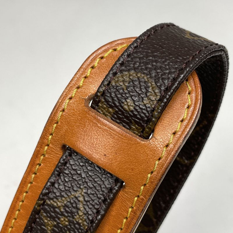 Louis Vuitton Nile Crossbody Shoulder Bag Monogram Brown