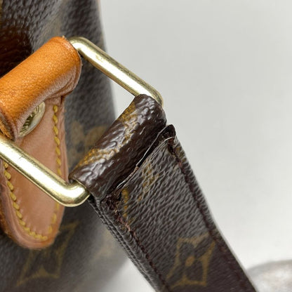 Louis Vuitton Nile Crossbody Shoulder Bag Monogram Brown