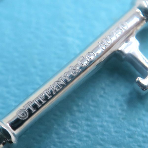 Tiffany & Co Daisy Key Charm Pink Saffiano