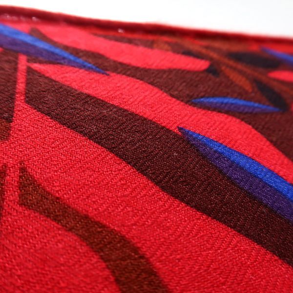 Cartier Large Shawl Scarf Cashmere Silk Pantel Animal Leaf Pattern Red