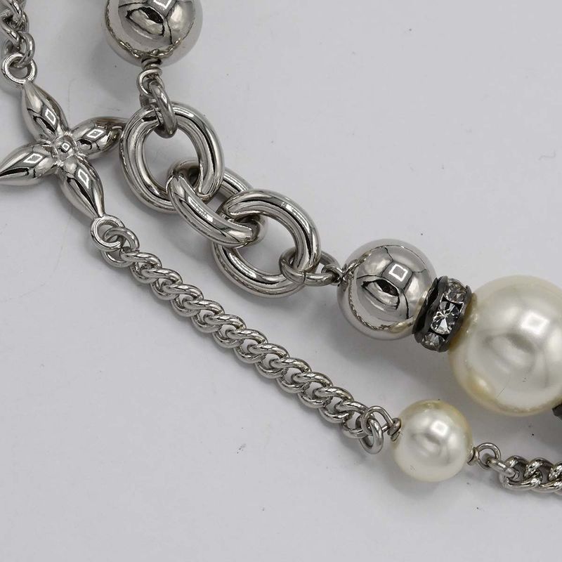 Louis Vuitton LV Necklace Faux Pearl Box Bag