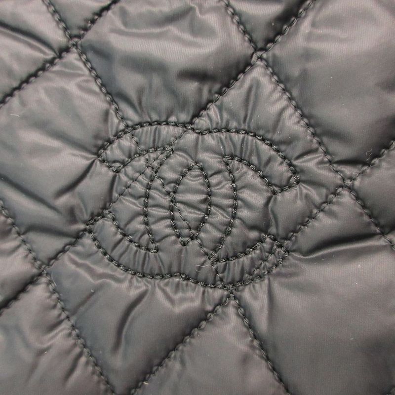 Chanel CC Logo Quilted Patted Scarf Black