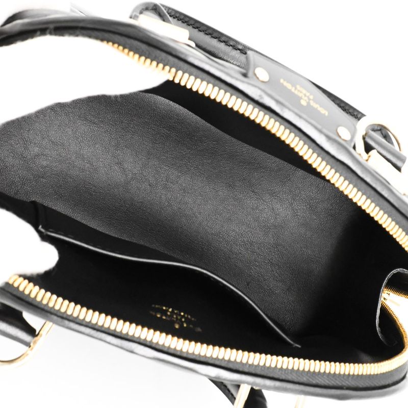 Louis Vuitton Handbag Alma BB