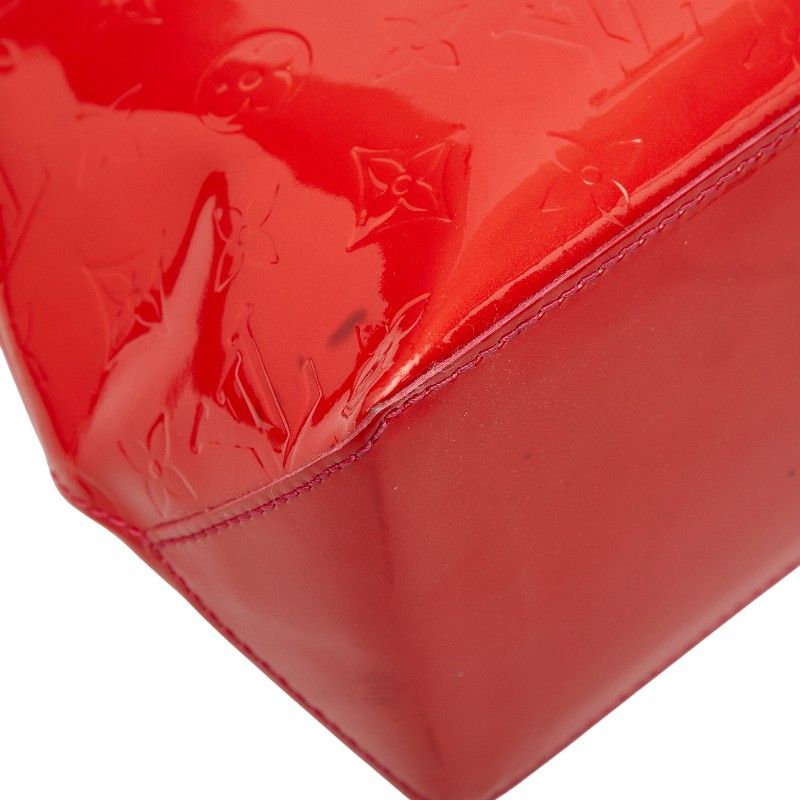 Louis Vuitton Monogram Vernis Wilshire PM Pomme D'amour Red Patent Handbag