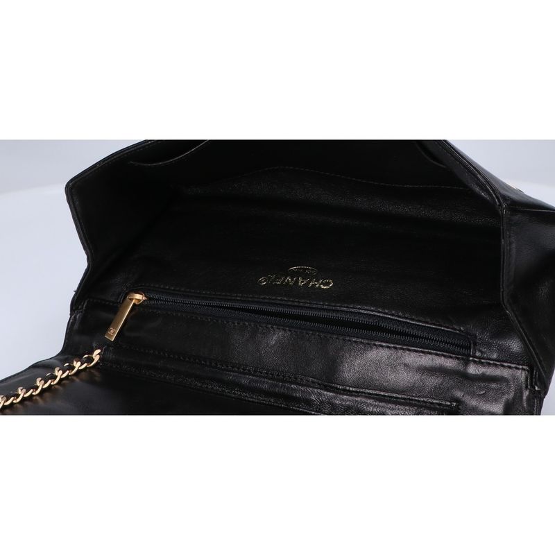 Chanel Collection Lambskin Eagle Chain Clutch ) Black