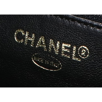 Chanel Collection Lambskin Eagle Chain Clutch ) Black