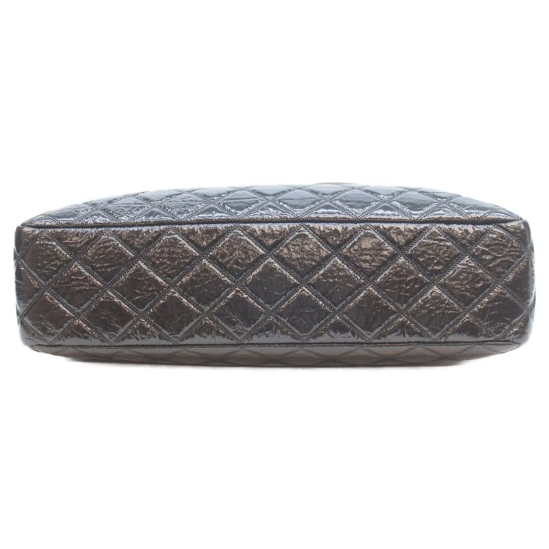 Chanel Black Shiny Aged Calfskin Tote ) Black