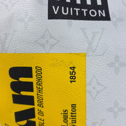 Louis Vuitton Flat Vertical Tote Monogram White 2-Way Shoulder Bag