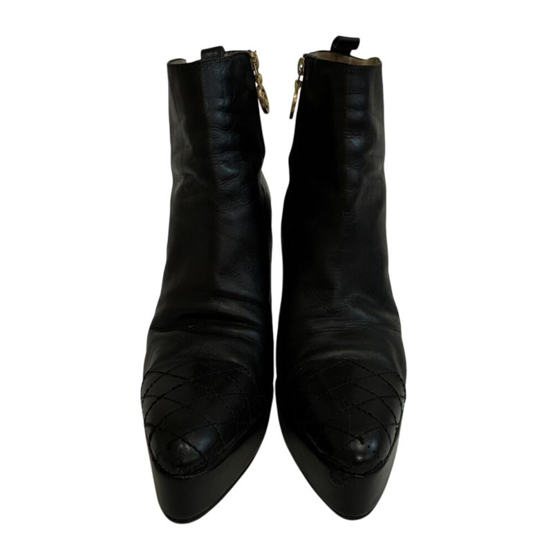 Chanel Short Boots Leather , Wrinkles Fluffing