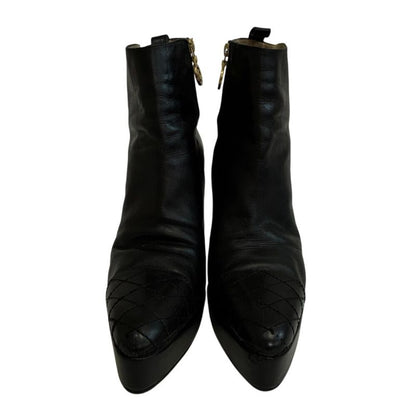 Chanel Short Boots Leather , Wrinkles Fluffing