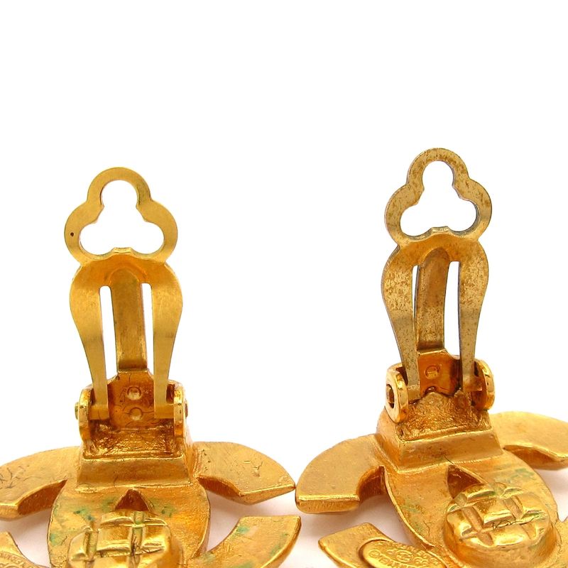 Chanel Earrings Gold