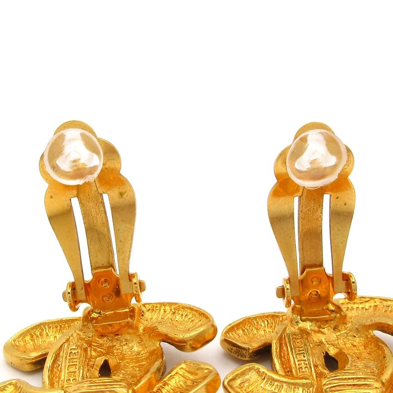 Chanel Earrings Gold Quilted