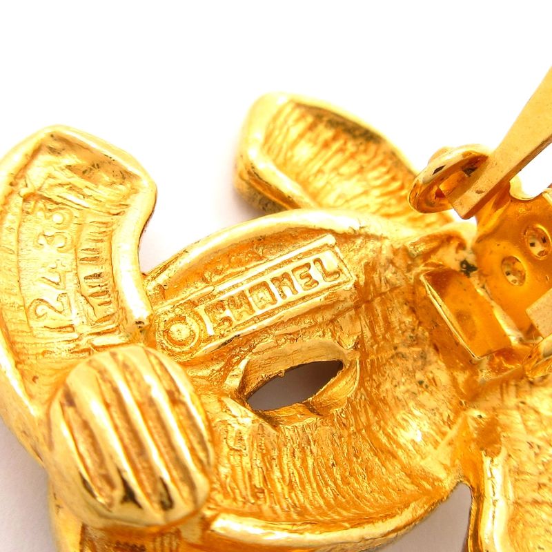 Chanel Earrings Gold Quilted