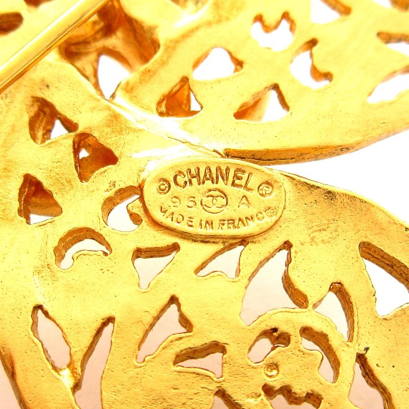 Chanel Brooch Gold Flower