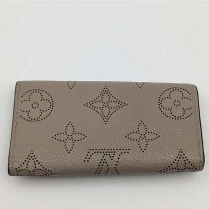 Louis Vuitton Multicles 4 Monogram Mahina Key Case Key Holder
