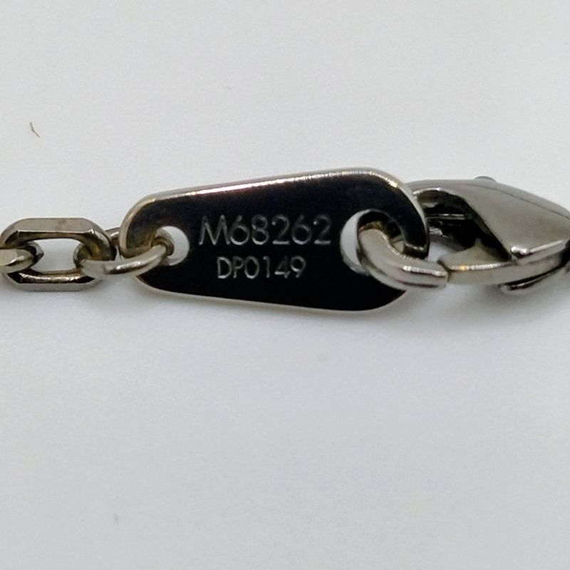 Louis Vuitton Pendant LV Pay Per Plain Necklace
