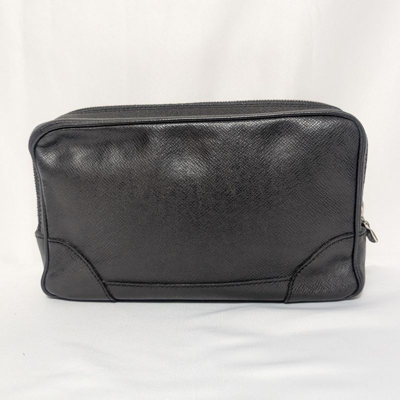 Louis Vuitton Pavel Taiga Ardoise Clutch