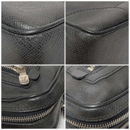 Louis Vuitton Pavel Taiga Ardoise Clutch