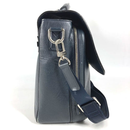 Louis Vuitton Business Bag Vasili GM Taiga Leather Bolt Navy Bol Navy