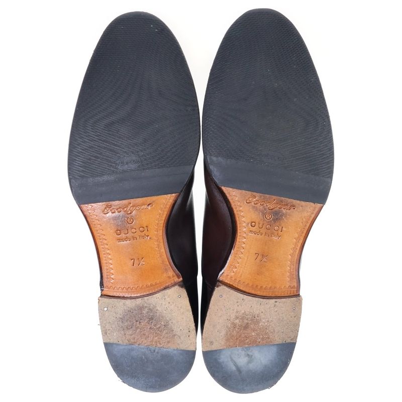 Gucci Embossed Logo Straight Tip Leather Shoes Brown