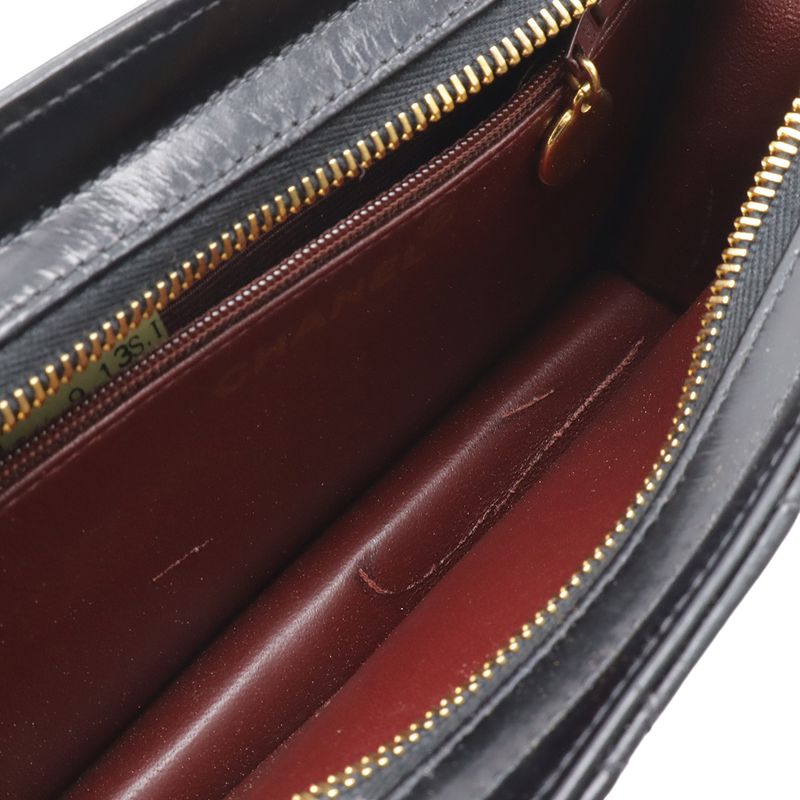 Chanel CC Logo Quilted Makeup Pouch Case Clutch