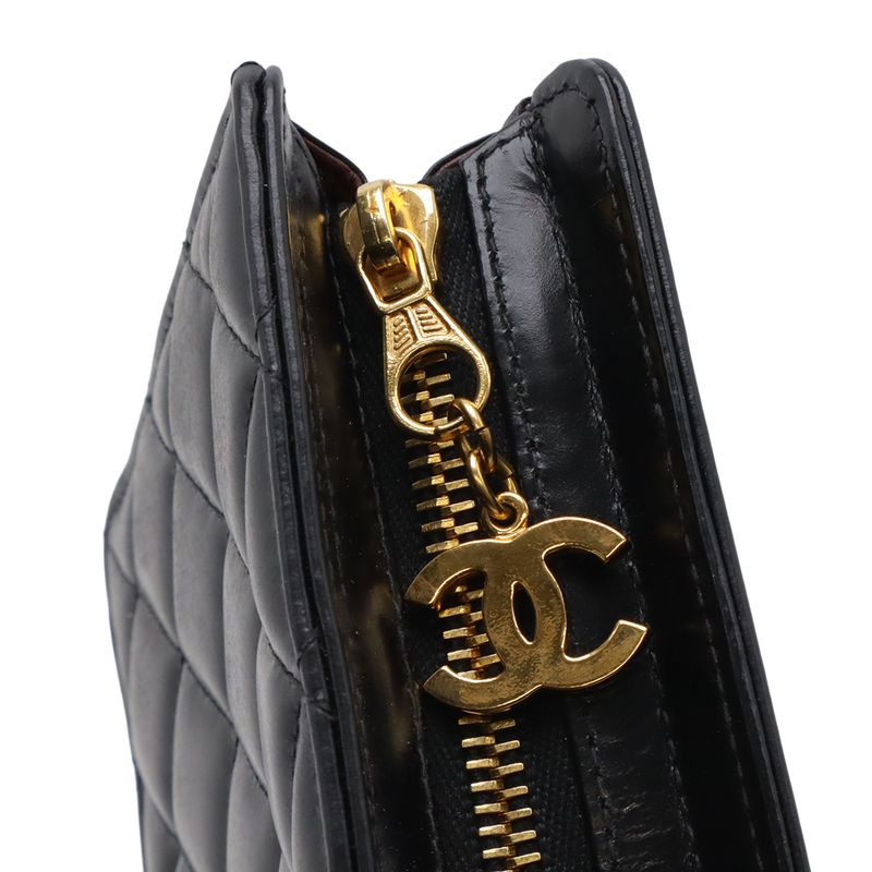 Chanel CC Logo Quilted Makeup Pouch Case Clutch