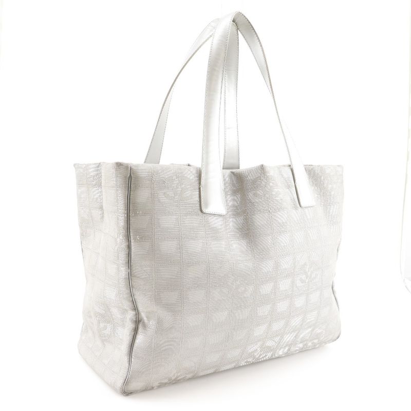 Chanel Tote MM New Travel