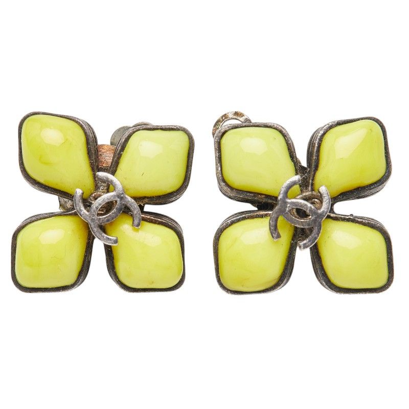 Chanel CC Logo Vintage Flower Motif Silver Yellow Metal Enamel Ring