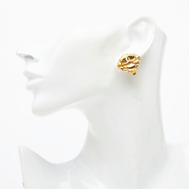 Chanel CC Logo Vintage Gold Plated Ring