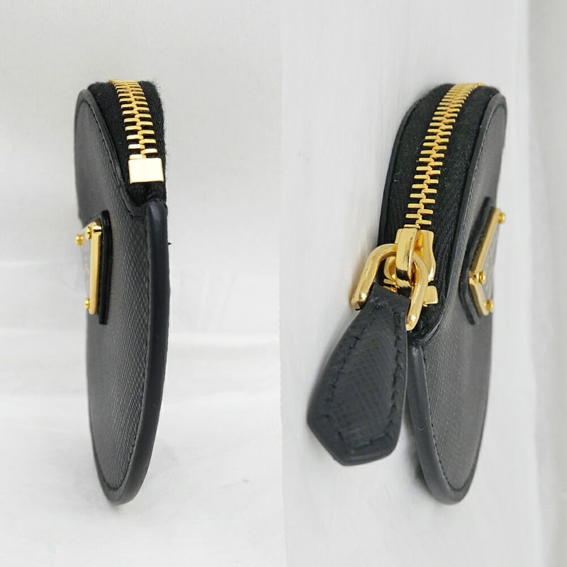 Prada Saffiano Triangle Coin Case Round Nero 006 Gold