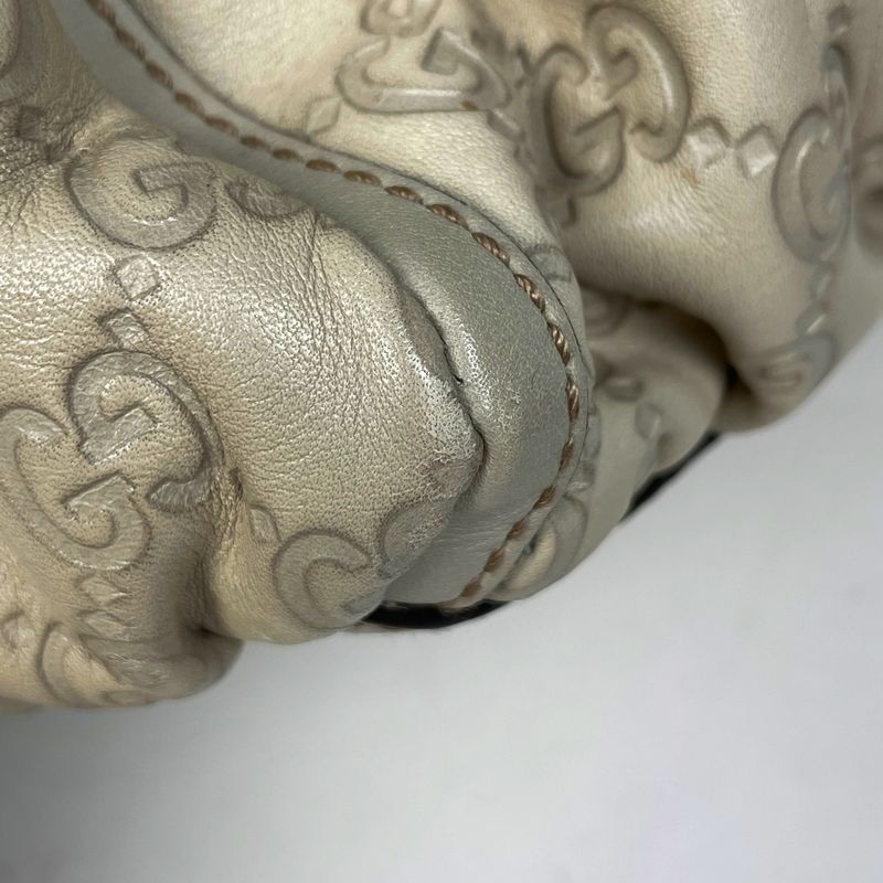 Gucci Guccissima Shoulder Bag Abbey Leather