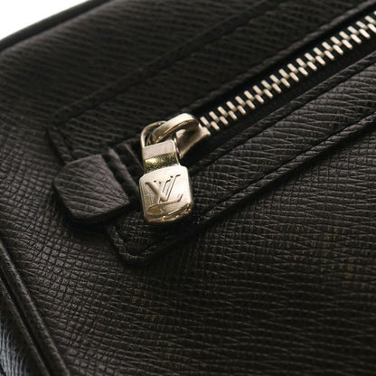 Louis Vuitton Taiga Leather Pavel Clutch Black