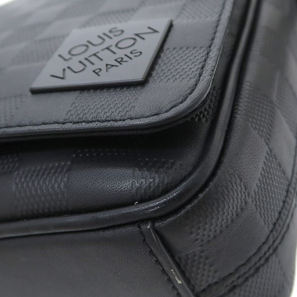 Louis Vuitton Damier Infini District PM
