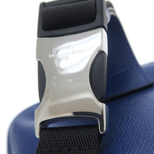 Louis Vuitton Taiga Bum Bag Outdoor