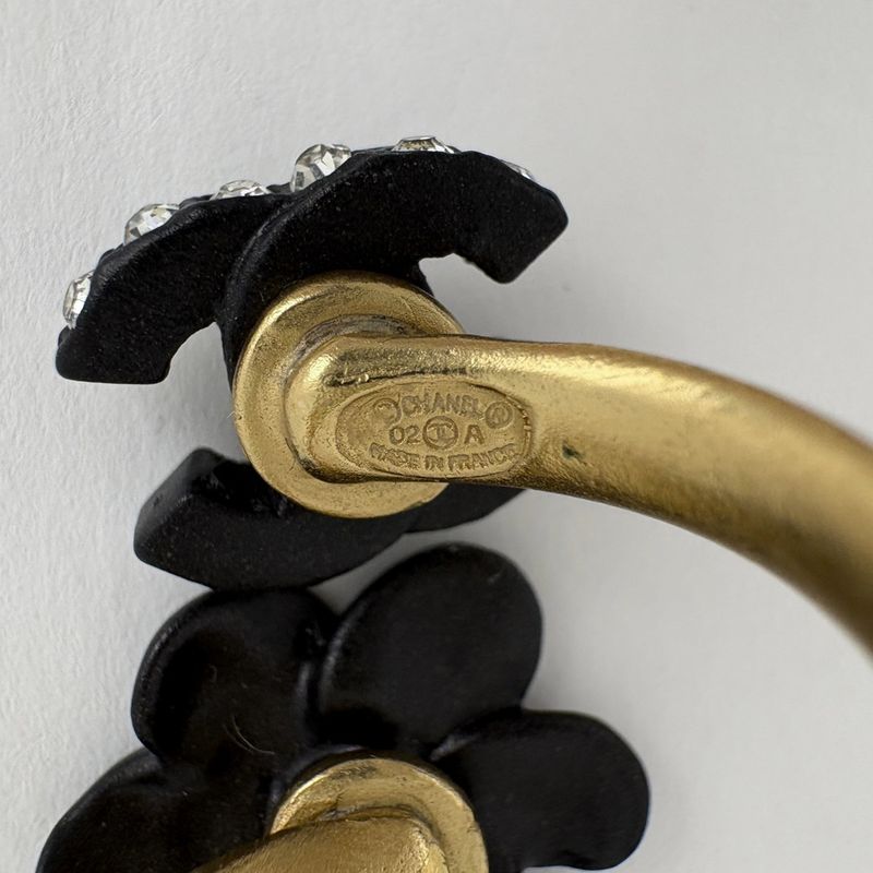 Chanel CC Logo Rhinestone Ring Camellia Motif Gold Plated Black Gold Black