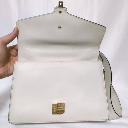 Gucci Sylvie Sherry Handbag