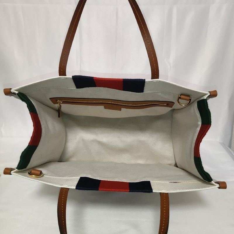 Gucci Sherry Handbag White