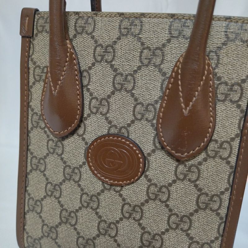 Gucci Appearance GG Supreme 2-Way Handbag