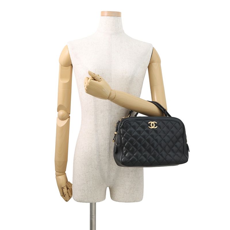 Chanel Chain Shoulder Bag Quilted CC Logo Vanity Lambskin Black 2-Way