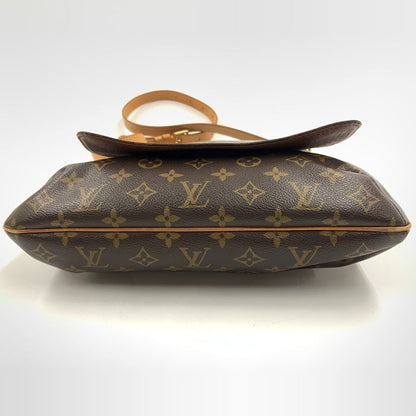 Louis Vuitton Monogram Musette Shoulder Bag Brown