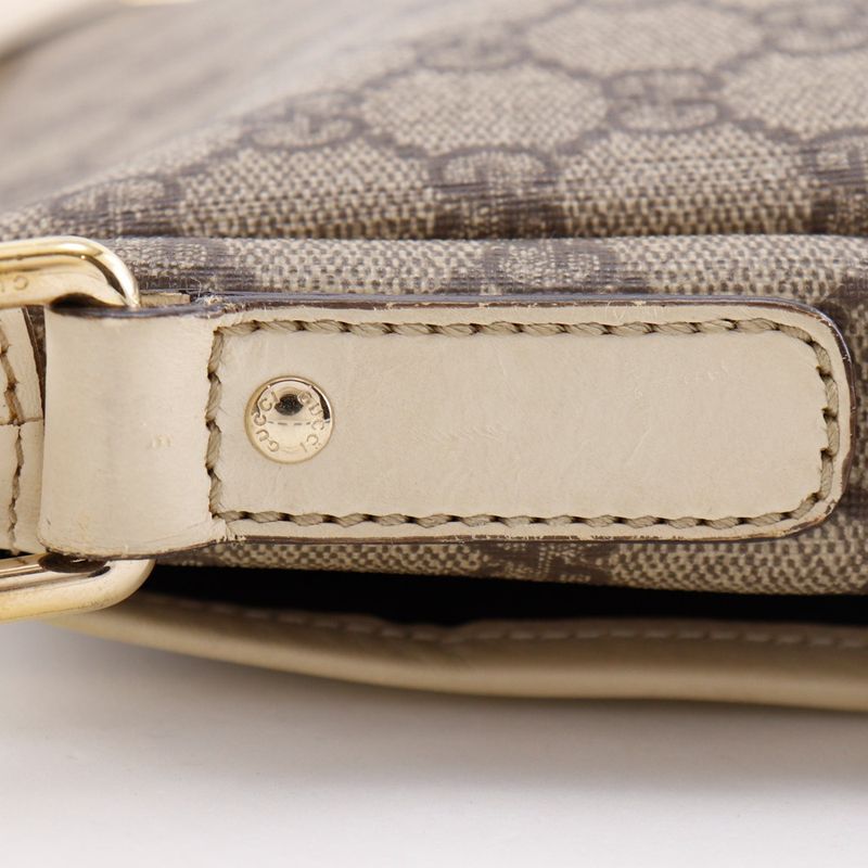 Gucci GG Supreme Canvas Beige Shoulder Bag