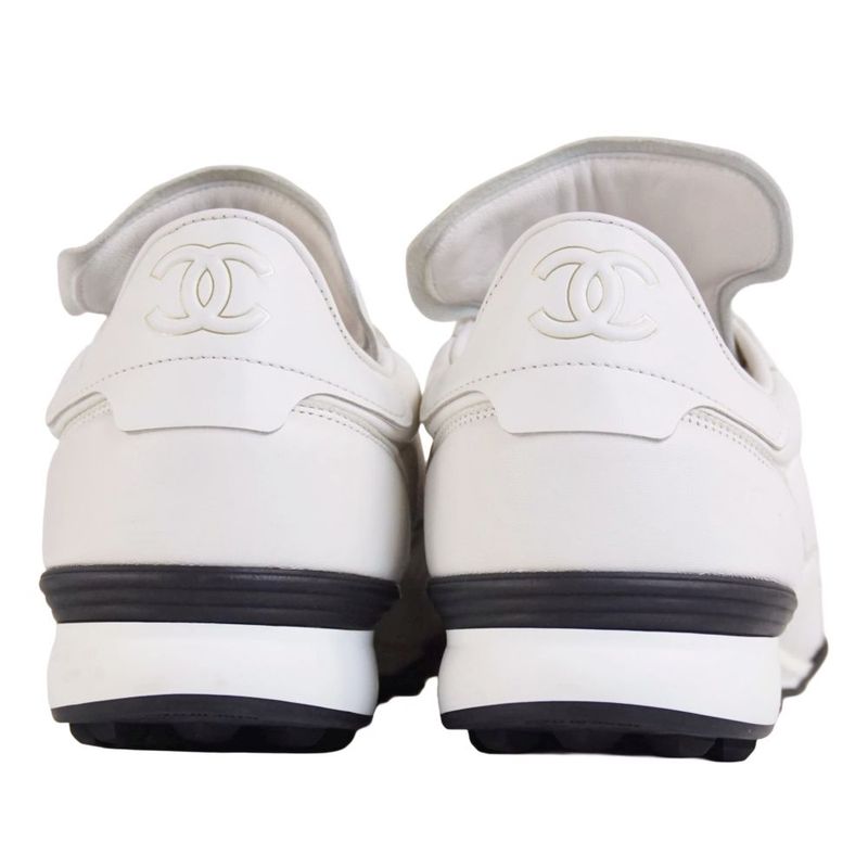 Chanel Sneakers Low Cut CC Logo