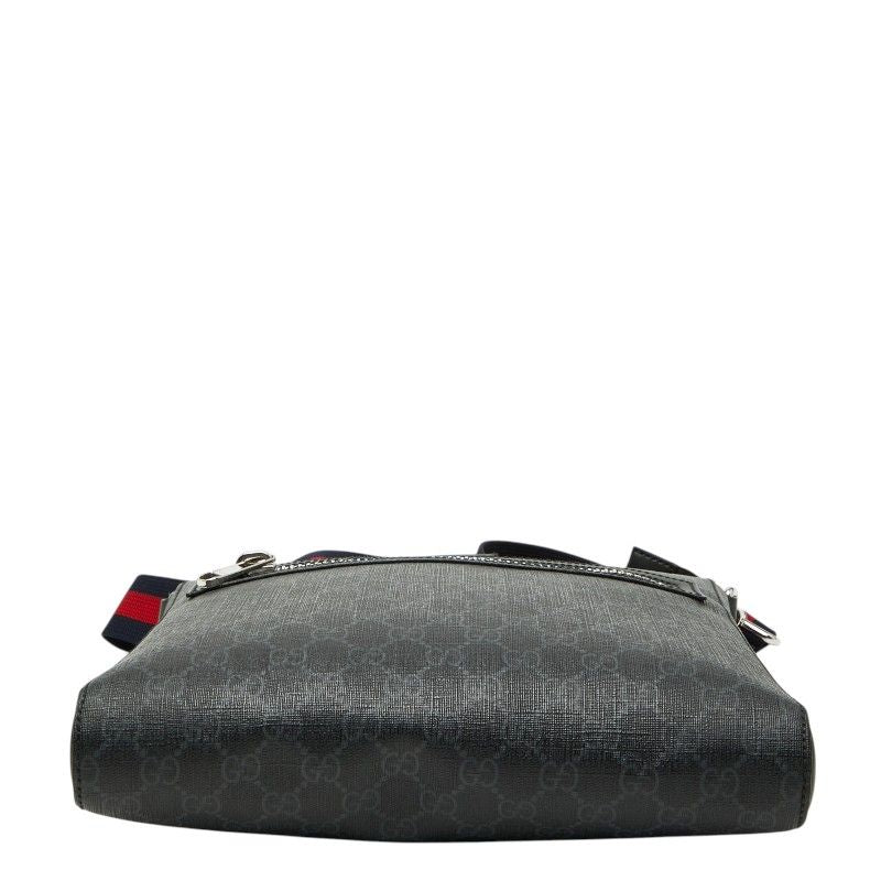 Gucci GG Supreme Crossbody Shoulder Bag Black Leather