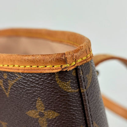 Louis Vuitton Bucket GM Shoulder Bag