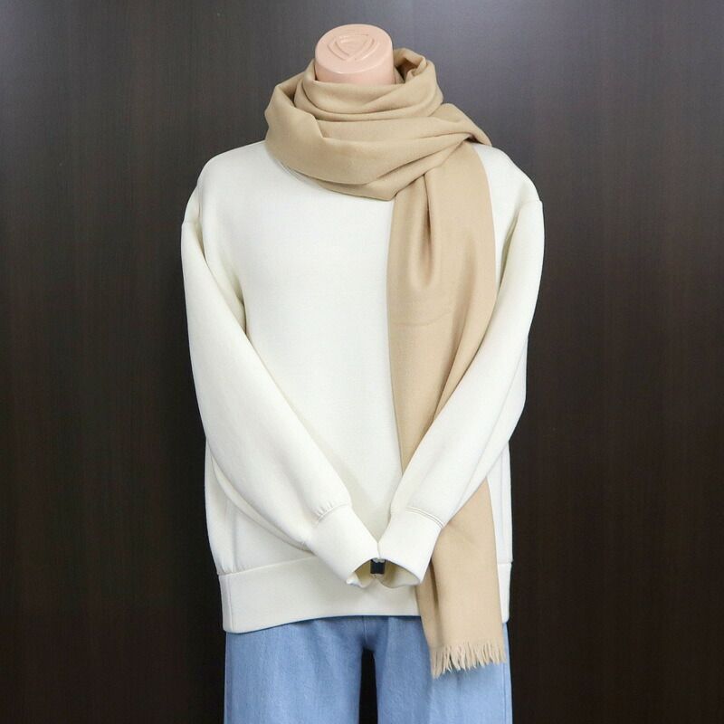 Gucci Large Shawl Beige Pink 95% Wool 5% Silk