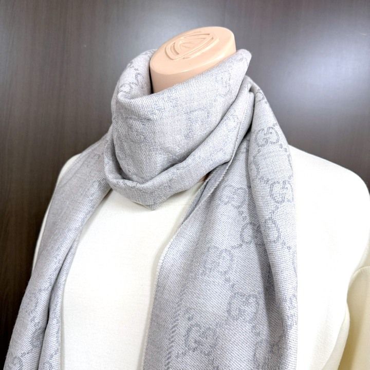 Gucci Shawl GG Pattern Gray Wool 08.338.986