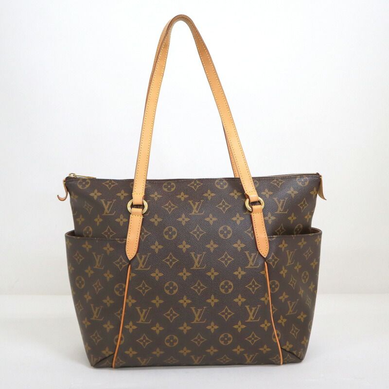 Louis Vuitton Totally MM Shoulder Bag Monogram Brown