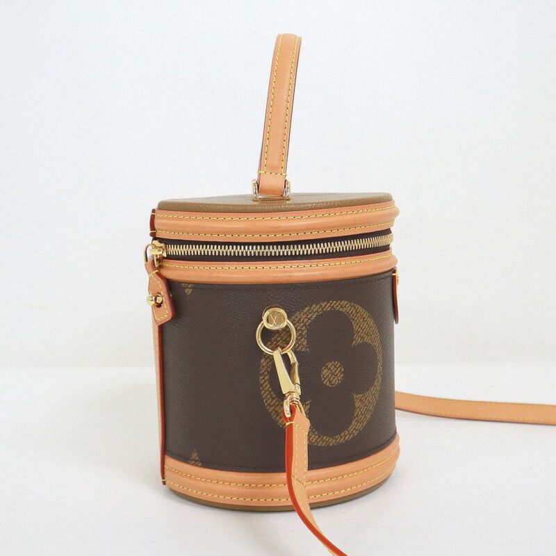 Louis Vuitton Cannes Shoulder Bag Monogram Giant Reverse Brown