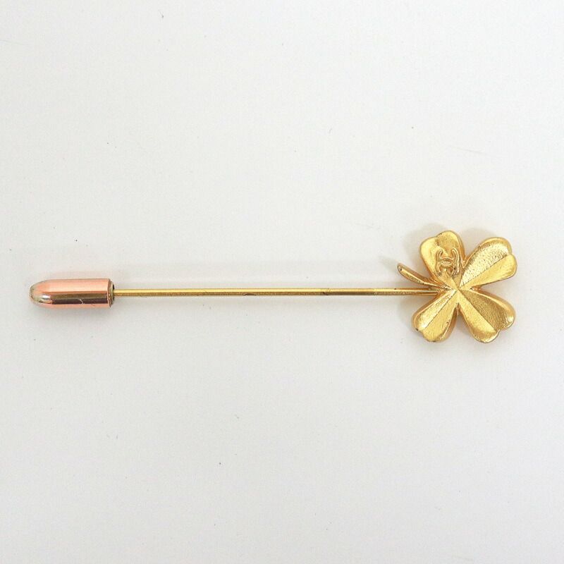 Chanel Pin Brooch Clover Gold
